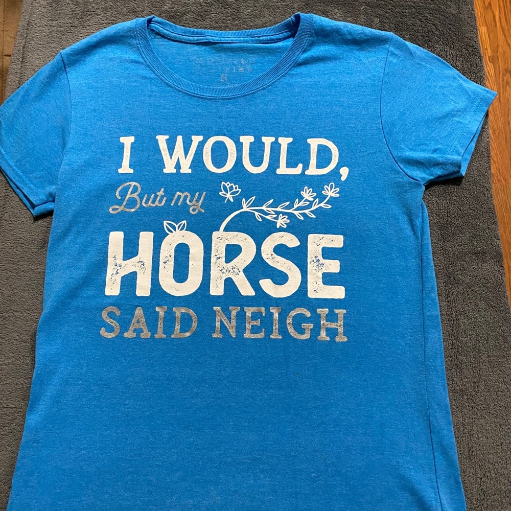 Graphic T-shirt size small